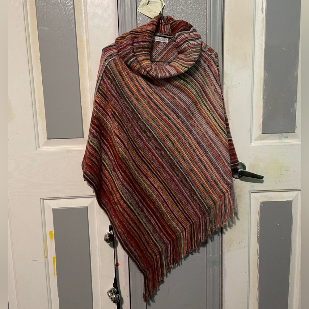 KEREN Hart Women’s Poncho